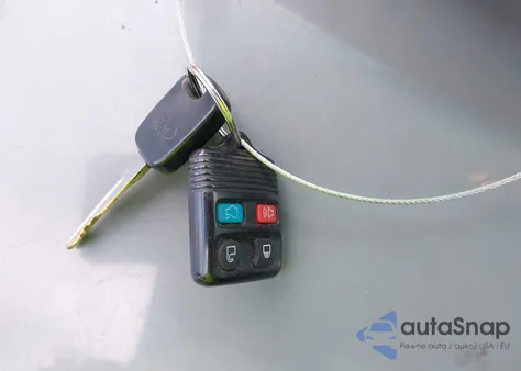 2005 Ford Focus Zx3 from USA, damaged, VIN 3FAFP31N35R126691